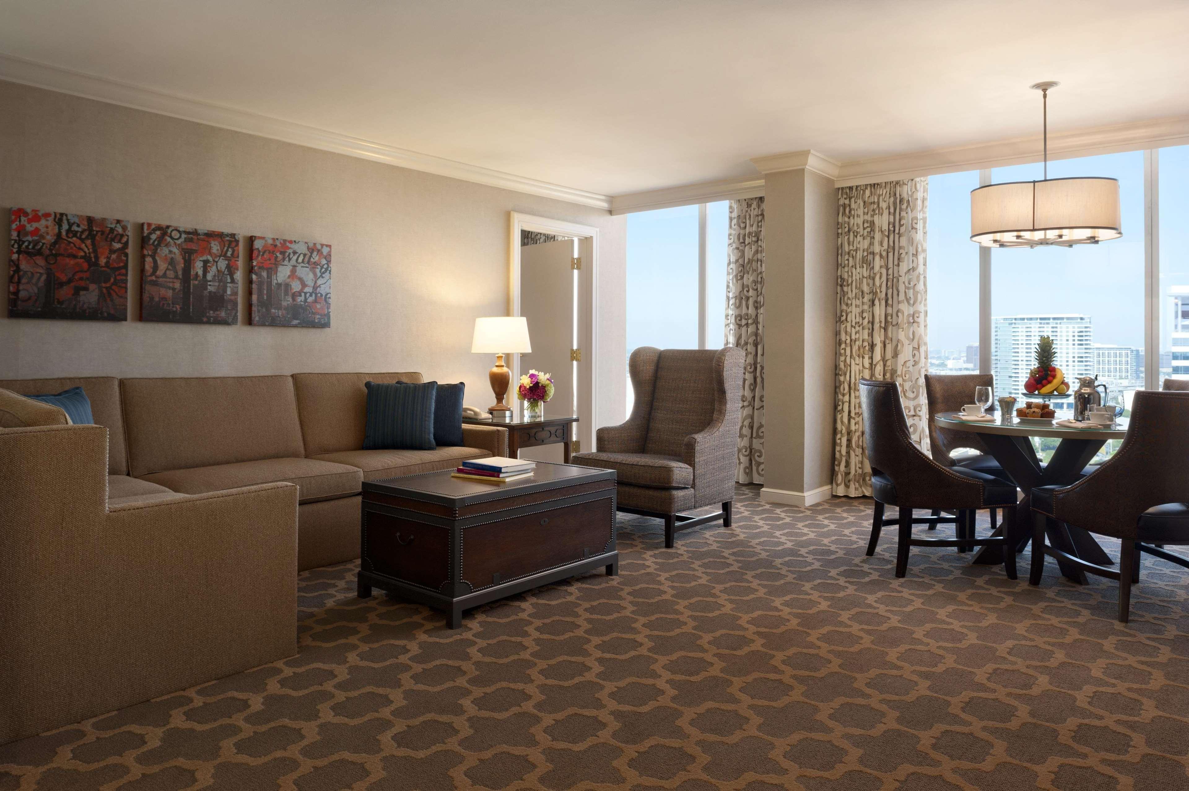 Fairmont Dallas Esterno foto